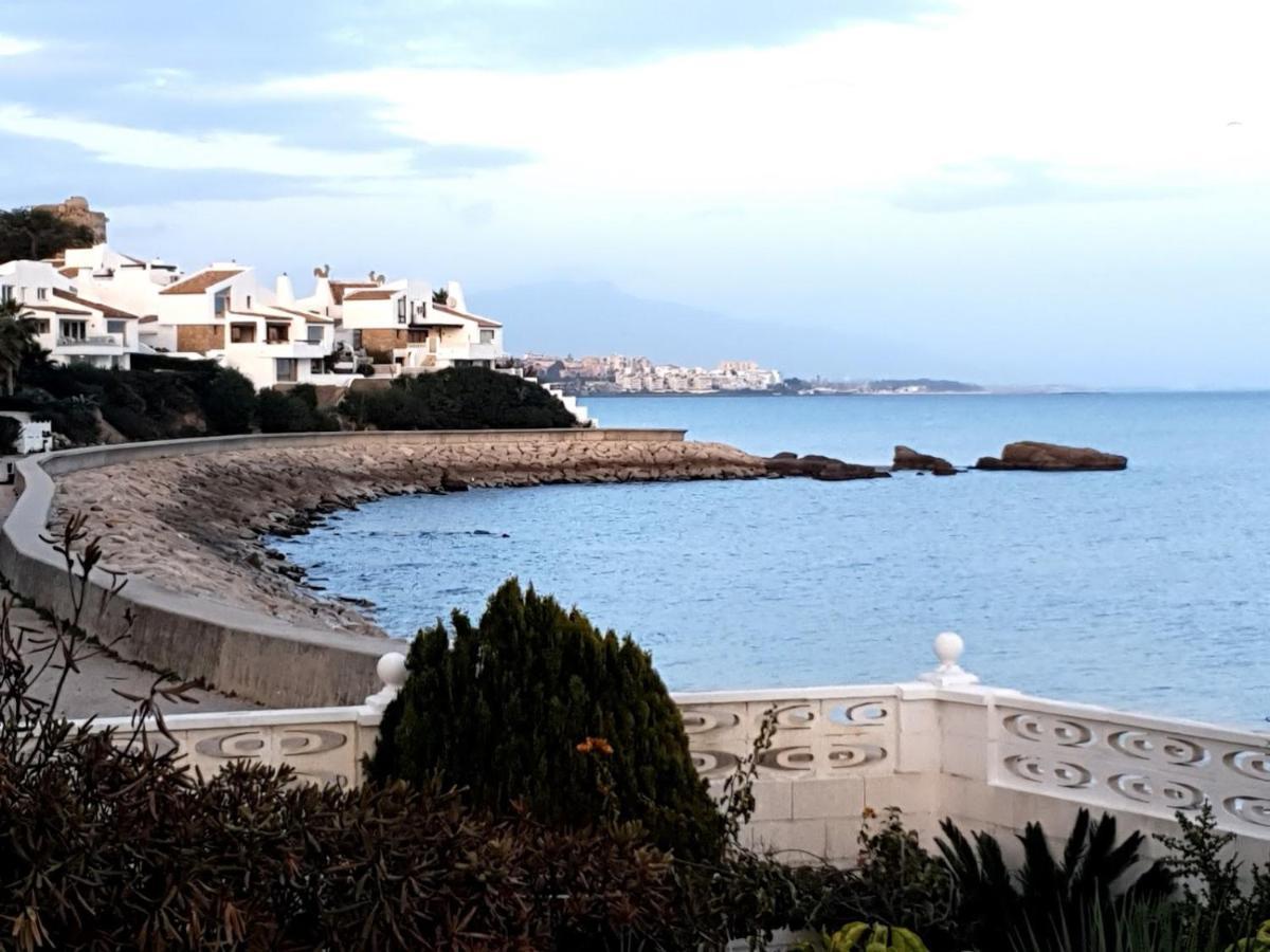 Villa Beach-Front Bahia Dorada Estepona Exterior foto